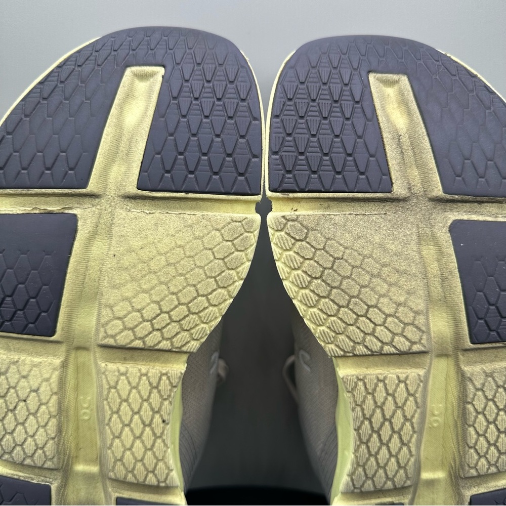 On Cloud Running Cloudgo Road Running Sneakers Wo… - image 10